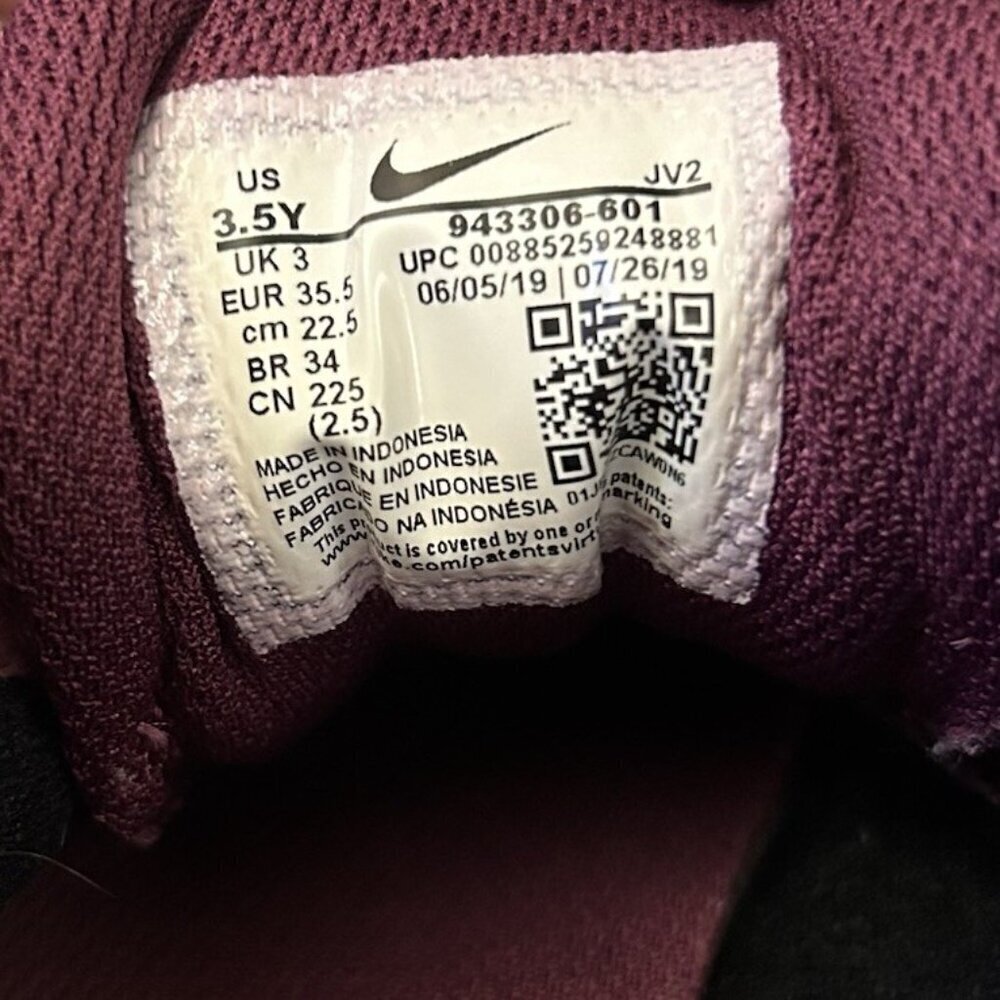 Nike Youth Revolution 4 GS Sneakers Size 3.5 Y Tea Berry White Gold Lace Up EUC - Picture 9 of 9